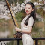 05_LIN Shuyang-Erhu-Spielerin